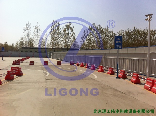 科目二場地考試系統(tǒng)，曲線行駛