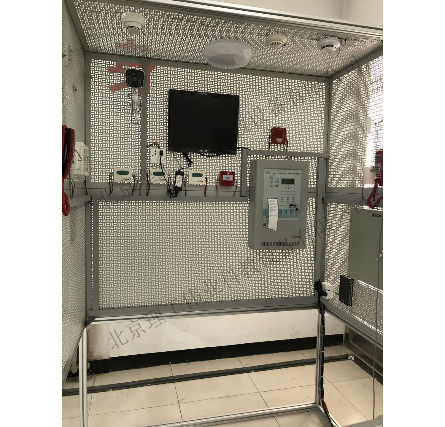 LG-XBX01型 消防探測器及布線實訓系統(tǒng)