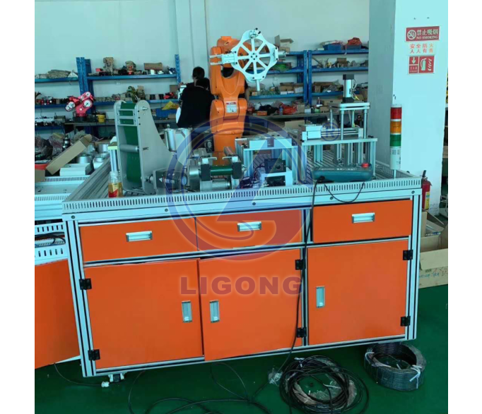 工業(yè)機(jī)器人實(shí)訓(xùn)考核平臺